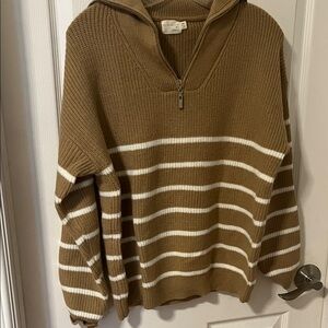 Women’s Cozy Tan and White Striped Zip-Up Sweater. Size M/L.